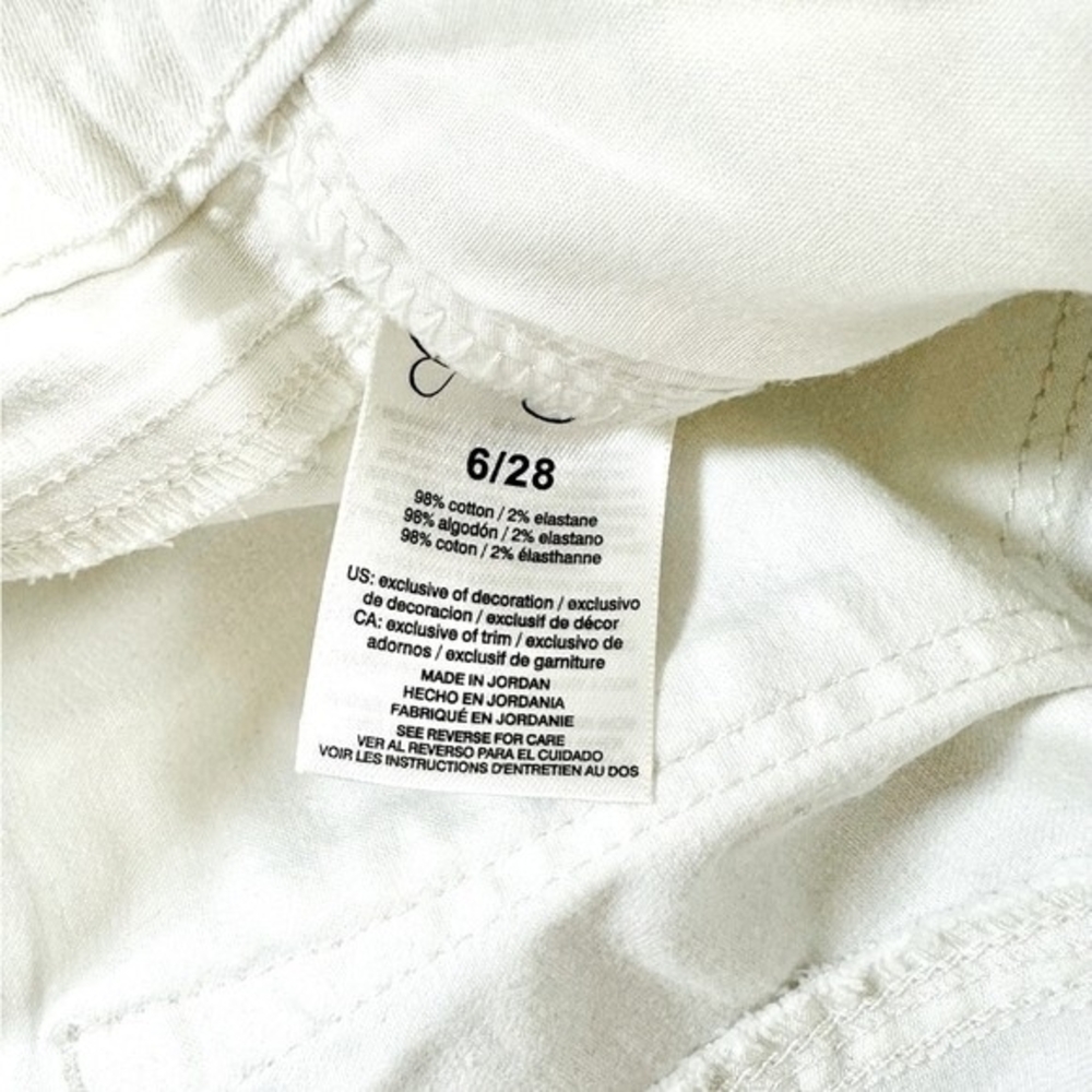 Jessica Simpson Women's White Cotton Skinny Roll Crop Jeans 6/28 Relaxed Fit G - Picture 8 of 8